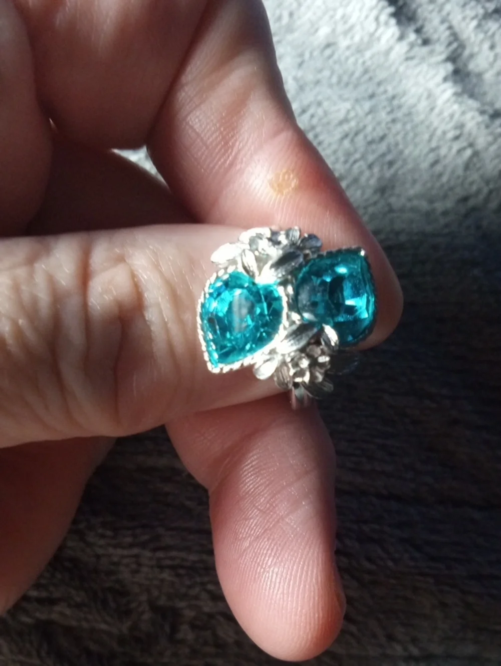 Vintage Sarah Coventry Adjustable Ring "Love Story Double Hearts" - Picture 2 of 8